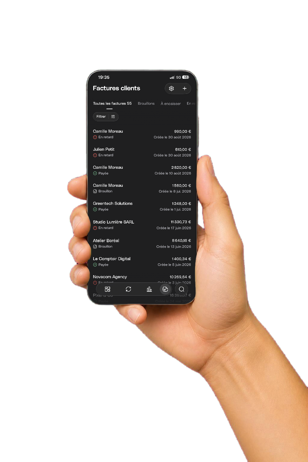 Liste des factures clients dans Newbi sur mobile : montants, statuts et dates